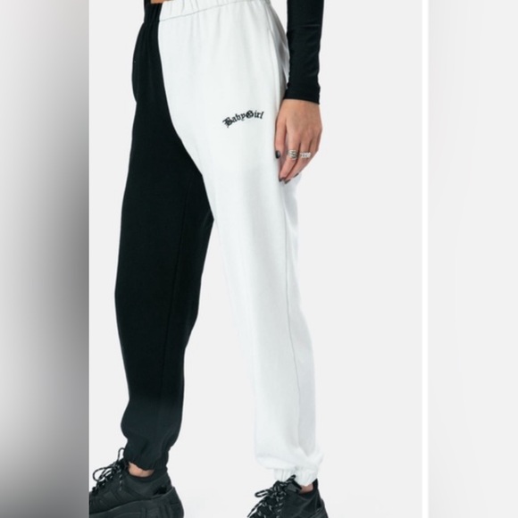 Adika Babygirl Color Block Sweatpants - Picture 4 of 5